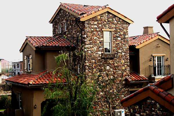 木結構別墅防蟲、防潮性能如何？-蒙德卡麗2